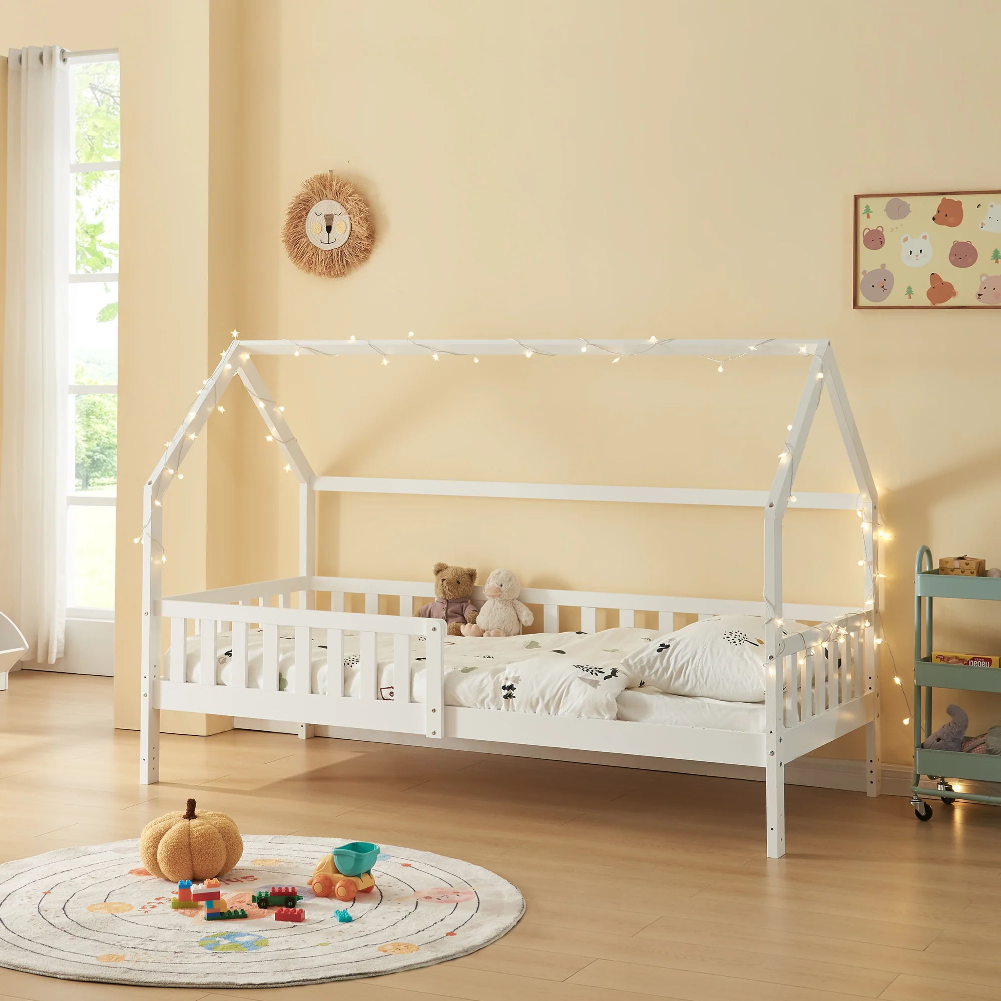 Hausbett mit Rausfallschutz Ydre Weiß Kiefernholz [en.casa] - Image 2